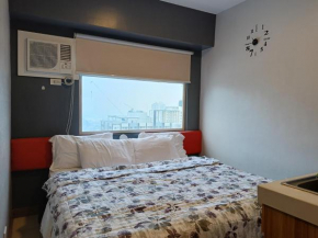 Penthouse 2 in Urban Deca EDSA easy check-in nr Megamall
